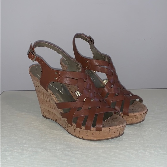 Guess Shoes - GUESS wedges